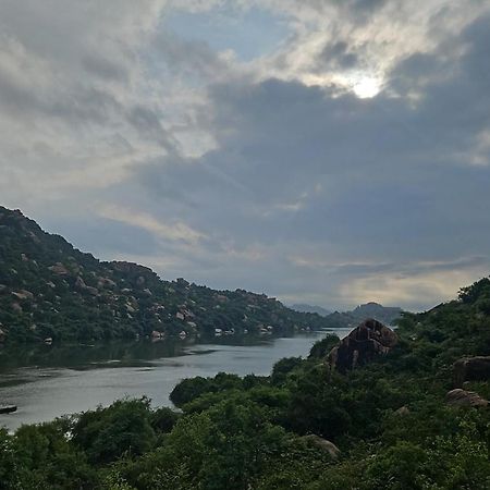 The King On The Rocks Resort Hampi Exterior foto