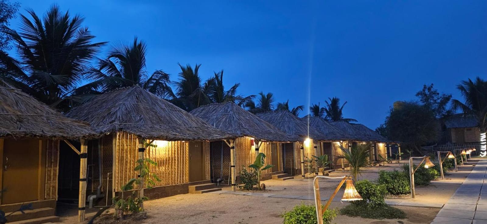 The King On The Rocks Resort Hampi Exterior foto
